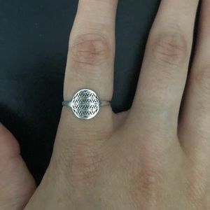Sterling Silver Ring Geometric Pattern Size 6
